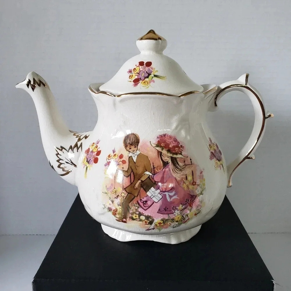 Vintage Price Kensington 1960s Ceramic School Kids Design  Gold Trim Teapot.